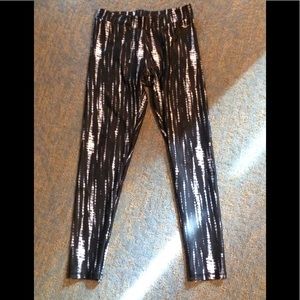 Everlast workout leggings small worn washed once